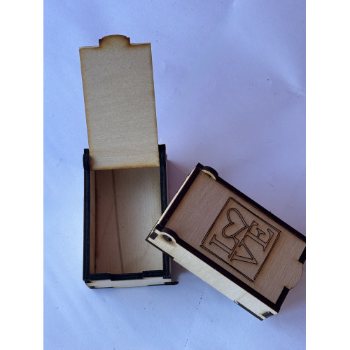 Подарочная коробочка Love