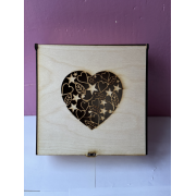 Подарочная коробка сердце